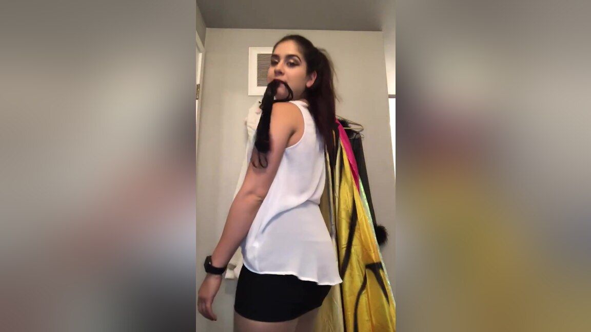 Woman Fucking Hottest Xxx Video Vertical Video Watch , Check It Follada - 1