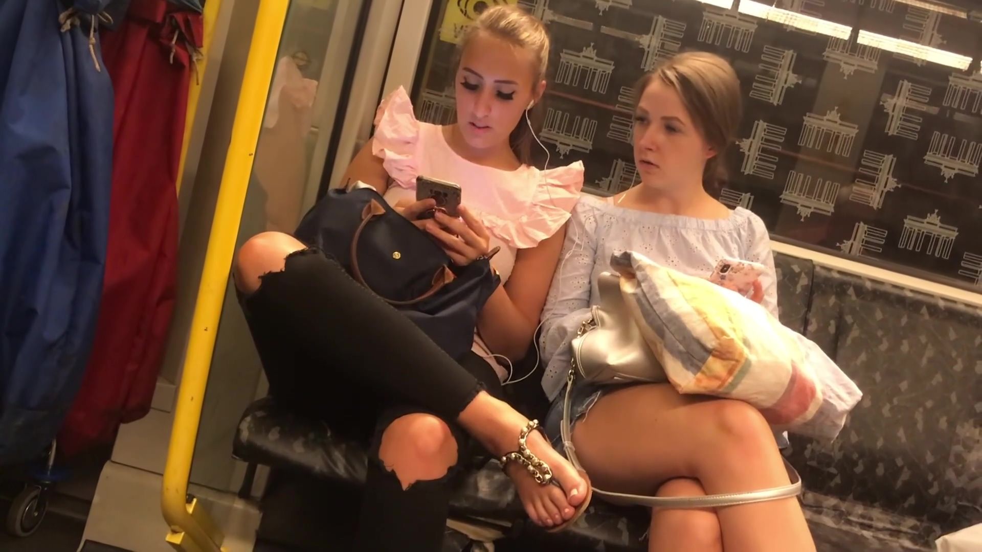 Stream Cute Amateur College Babes Caught On The Subway In Their Sexy Flip-flops SexScat - 1