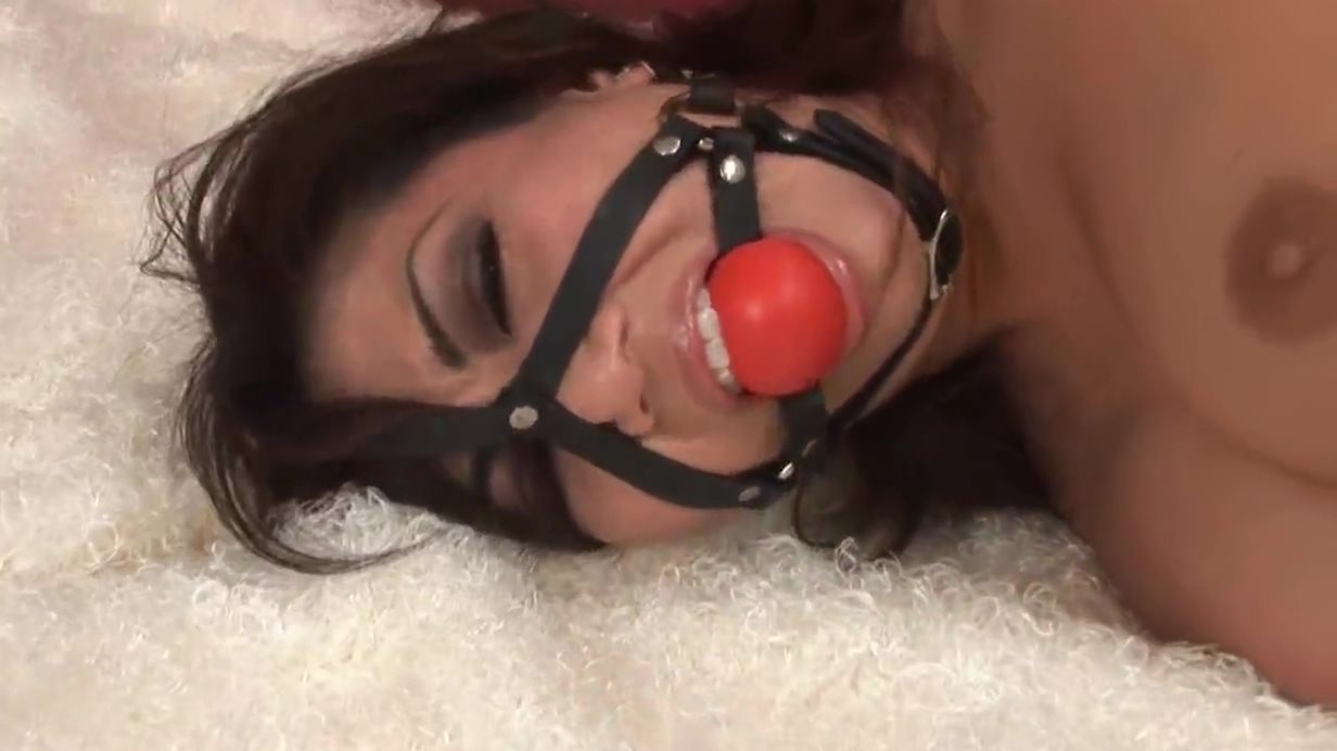 PornTube Akira Belted And Gagged On The Bed Excitemii