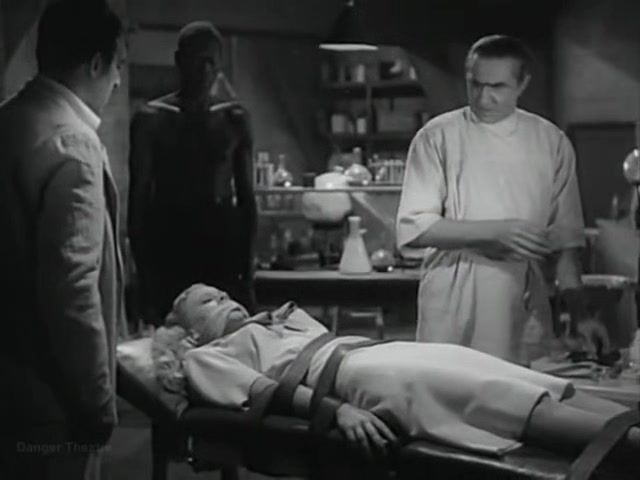 Horny Sluts Zombies On Broadway (1945) Fuck - 1
