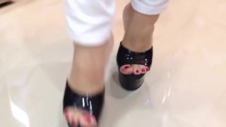 XTwisted Thick Lady Tries Out Her Brand New Shiny High Heel Shoes Balls