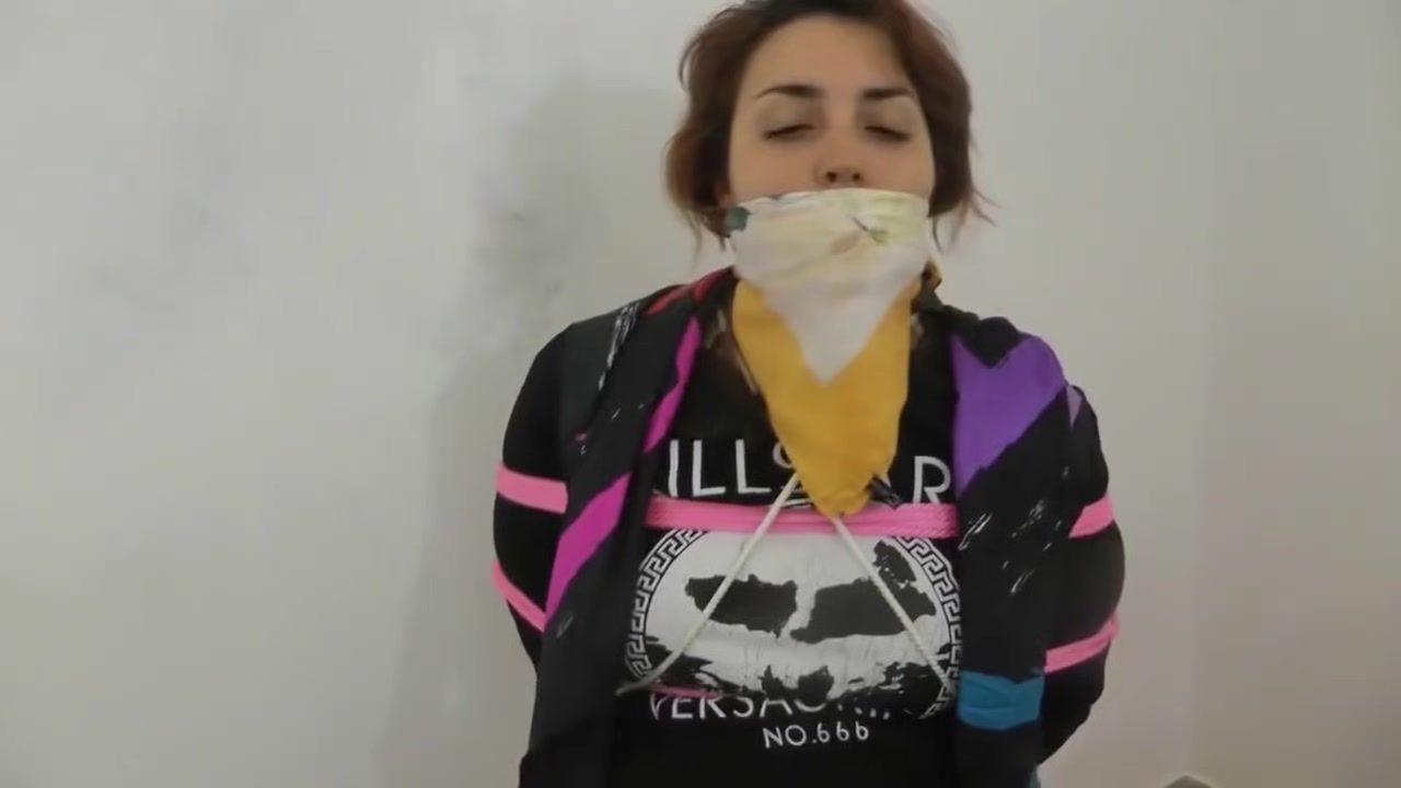 Fake Tits Girl Gets Roped And Gagged With Scarfs Sex Tape
