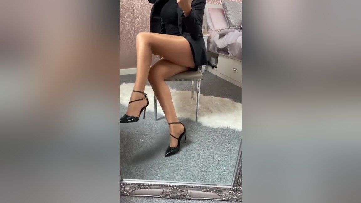 Virgin How Do You Like My New Outfit, Nylon Stockings And Heels? Excitemii