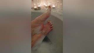 LovNymph Amateur Babe Taking A Bubble Bath In Her Sexy High Heels Lezbi