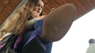 Amateur Pretty Teen In Interesting Purple Boots Filmed By Voyeur At The Bus Station Colombiana