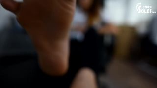 MagicMovies Sexy Office Chick Spreading Her Delicious Toes While Sitting At The Table Teenage Porn