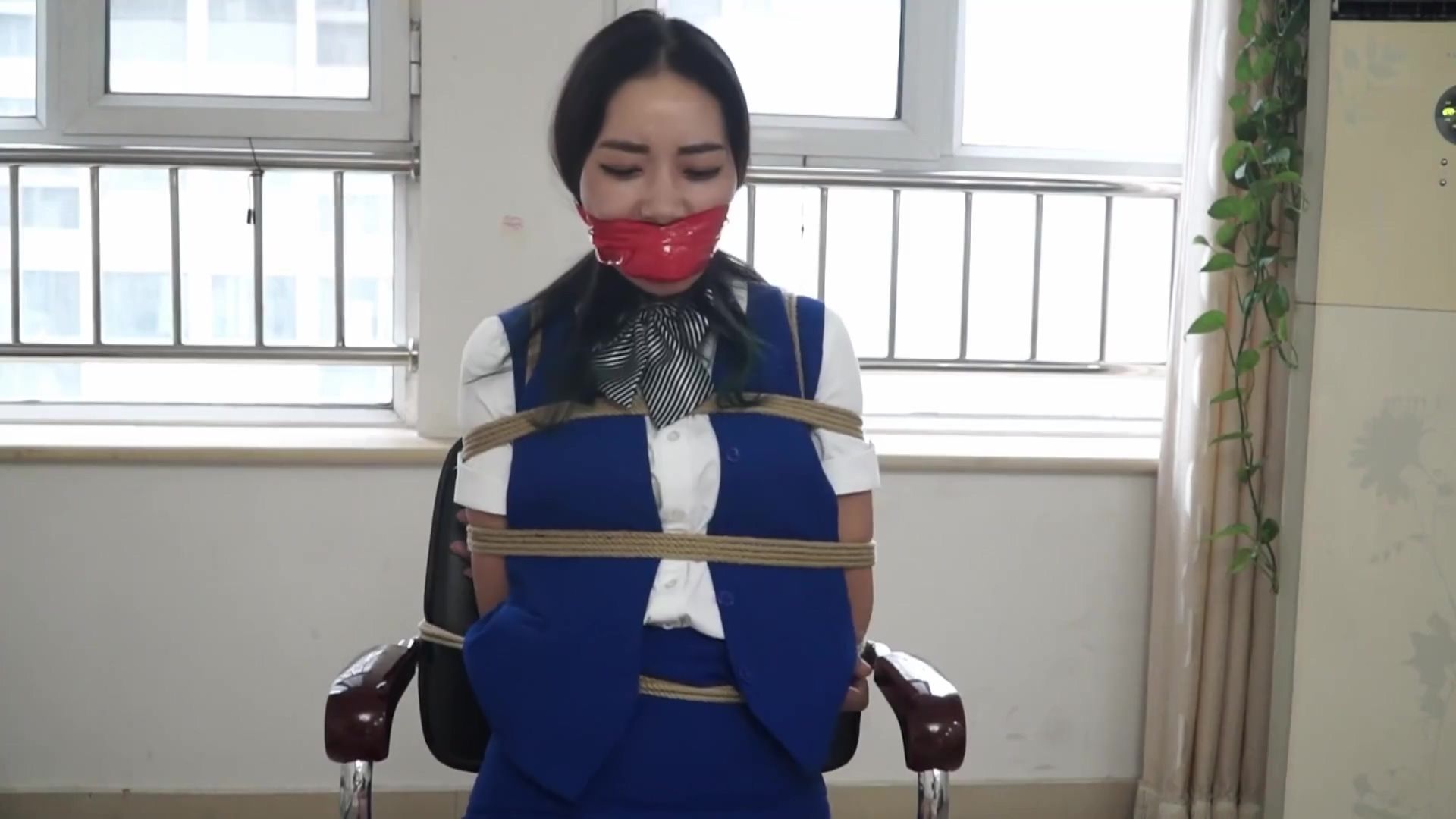Fucks Chinese Bondage - Chair Tied & Gagged RabbitsCams - 1