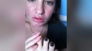 Imvu Kinky Webcam Slut Puts Sexy Lipstick On And Sucks Her Own Delicious Toes Blow Job Movies