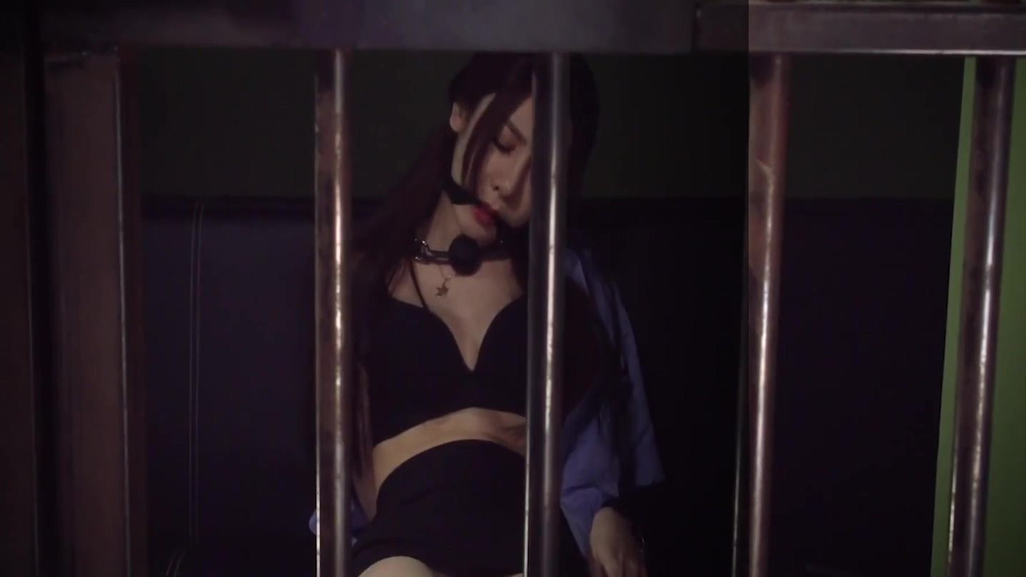 Aunty Chinese Bondage - Beauty In Prison BananaBunny