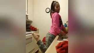 FutaToon Housewife With A Ponytail Teases With Her Sexy Feet While Making A Din Tetona