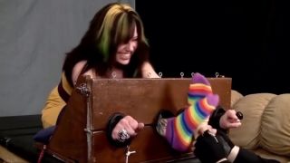 Mujer Rainbow Socks Girl Tickled Pasivo