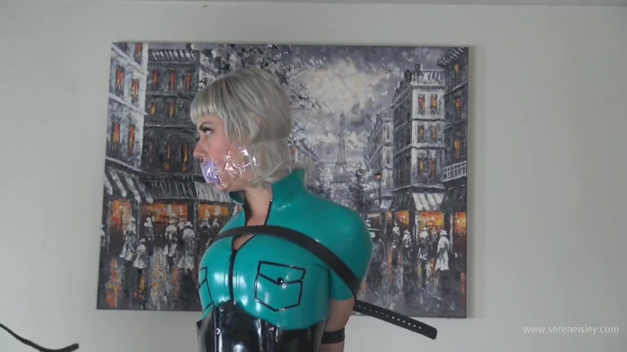 Free Amateur Claire Latex Bigbooty