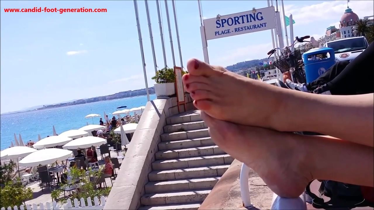 Soft This Woman With Red Toe Nails Relaxes Her Luscious Feet On The Railing At The Beach Tube77