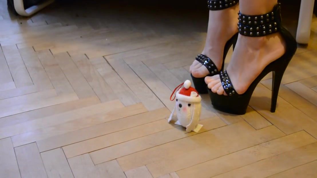 Nifty Stuffed Toy Crushed By Black Heeled Sandals Huge Ass