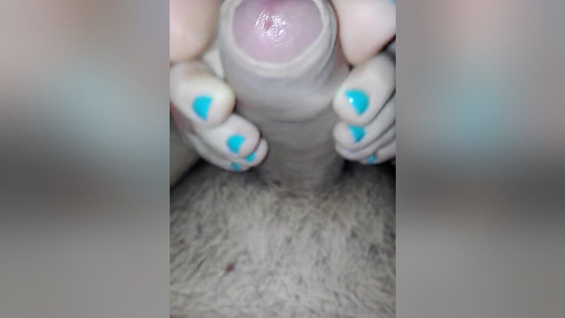 Stretching Pleasurable Footjob With Toenails - Baby Blue Mms