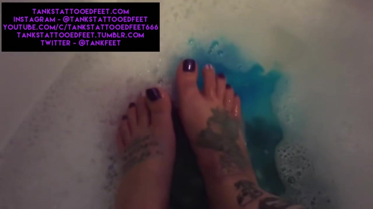 Cock Sucking Foot Video - Tanks Sexy Smelly Teen Feet :) Salope