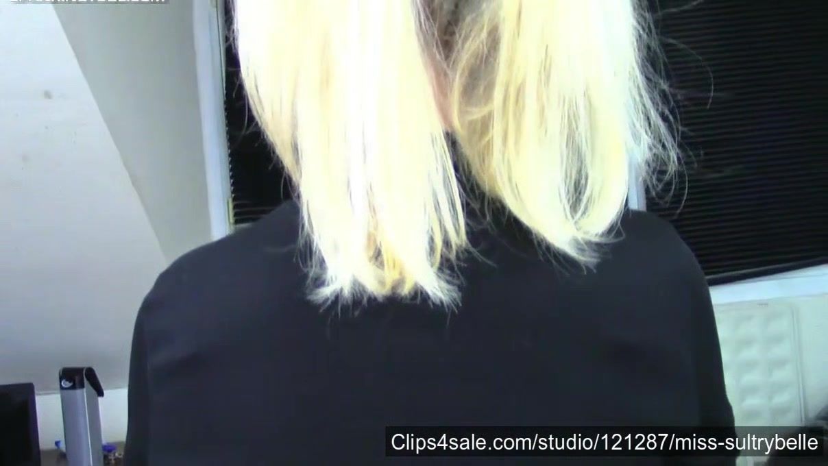 Liveshow 50 Severe Strokes For Blondie - Miss Sultrybelle Sucking Cock - 1