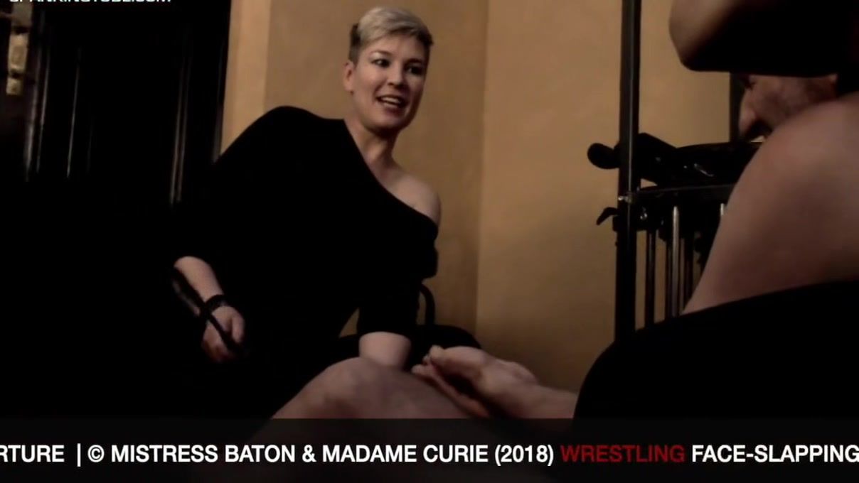 Swallowing The Berlin Sessions Part One ((wrestling, Otk, Bare Hand And Hairbrush Spanking & Face-slapping) Cojiendo - 1