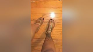Analplay Big Ass Ebony Babe Shanbonita Plays With Her Amazing Tattooed Black Feet On Snapchat Gay Cumjerkingoff
