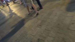 Anale Wonderful Amateur Woman In Sophisticated Dress Wearing High Heel Candid Mules Down Town Flagra