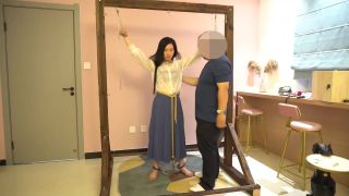 Livecams Two Chinese Girl Bondage N Vibrated Outdoor