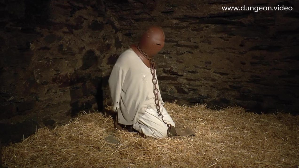 Messy Male Slave In Stables Negra - 1