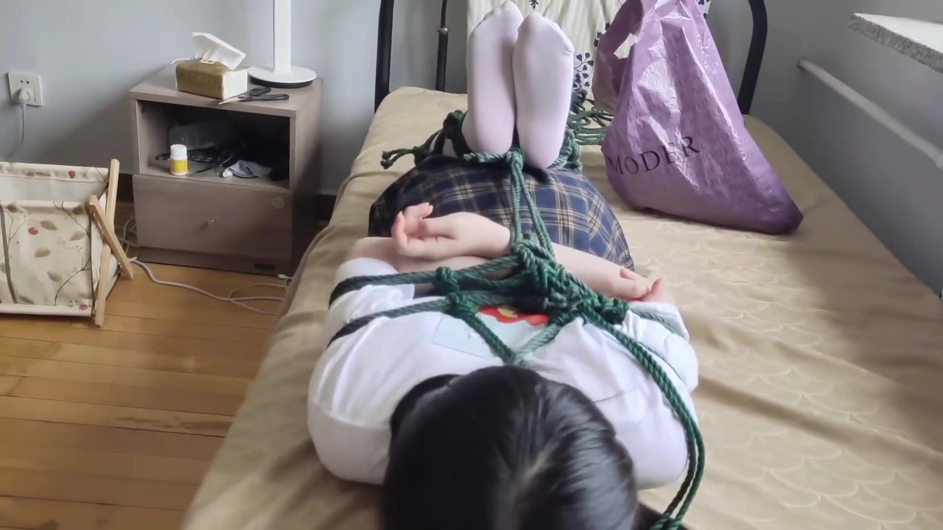 Teenporno Chinese Girl In Bondage Hugetits
