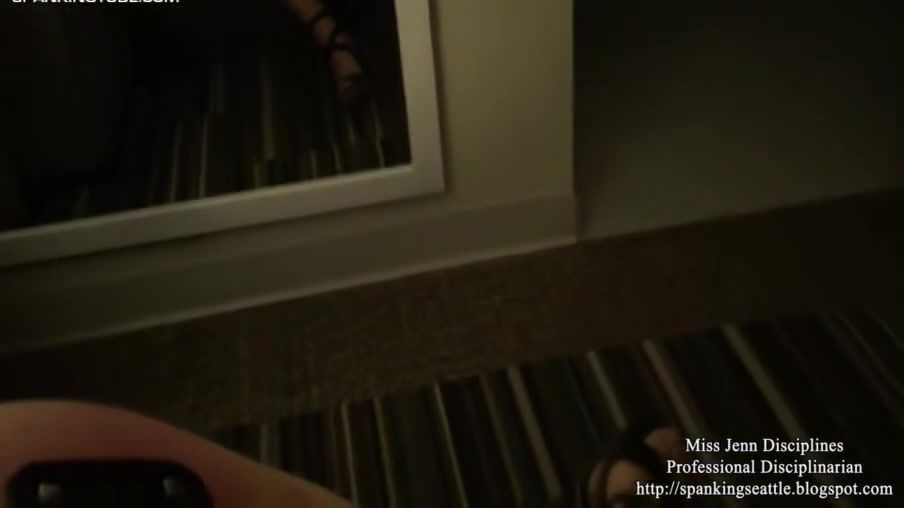 Amador Jenn Davis In Miss Jenn Uses The Leather Paddle & Bath Brush On Roger (mirror & Pov) Leite