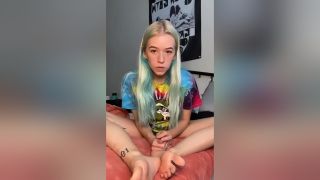 Femdom Sexy Teenage Hippie Removes Her Dirty Socks & Shows Her Feet With Green Toe Nails Hentai3D