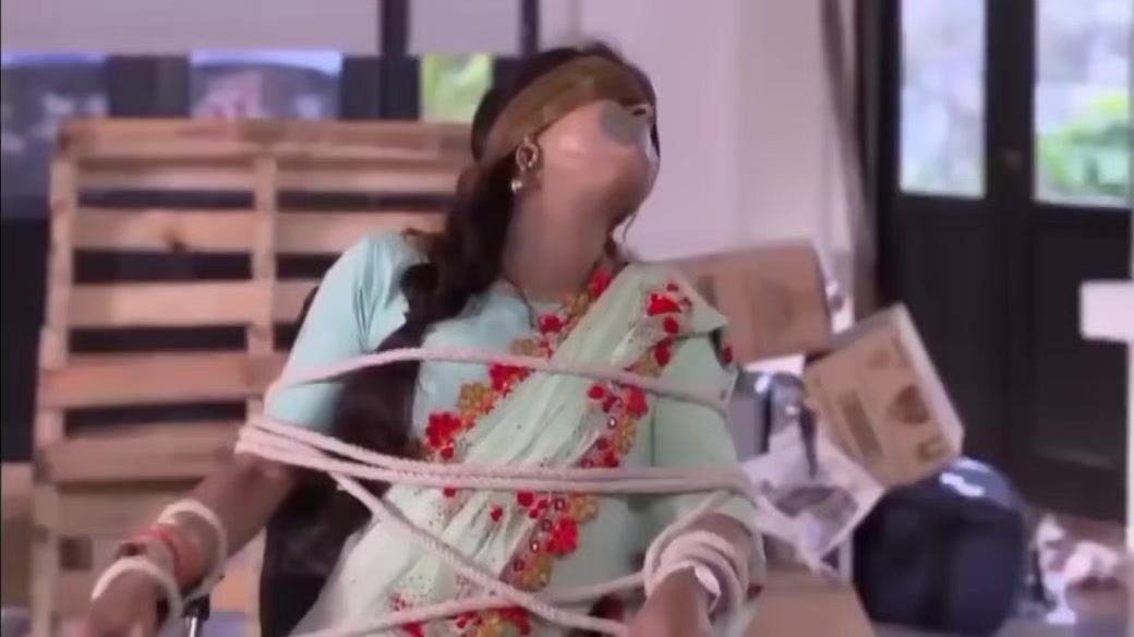 Free Amateur Porn Indian Actress Devoleena Bhatarjee Chair Tied And Blind Stepsiblings