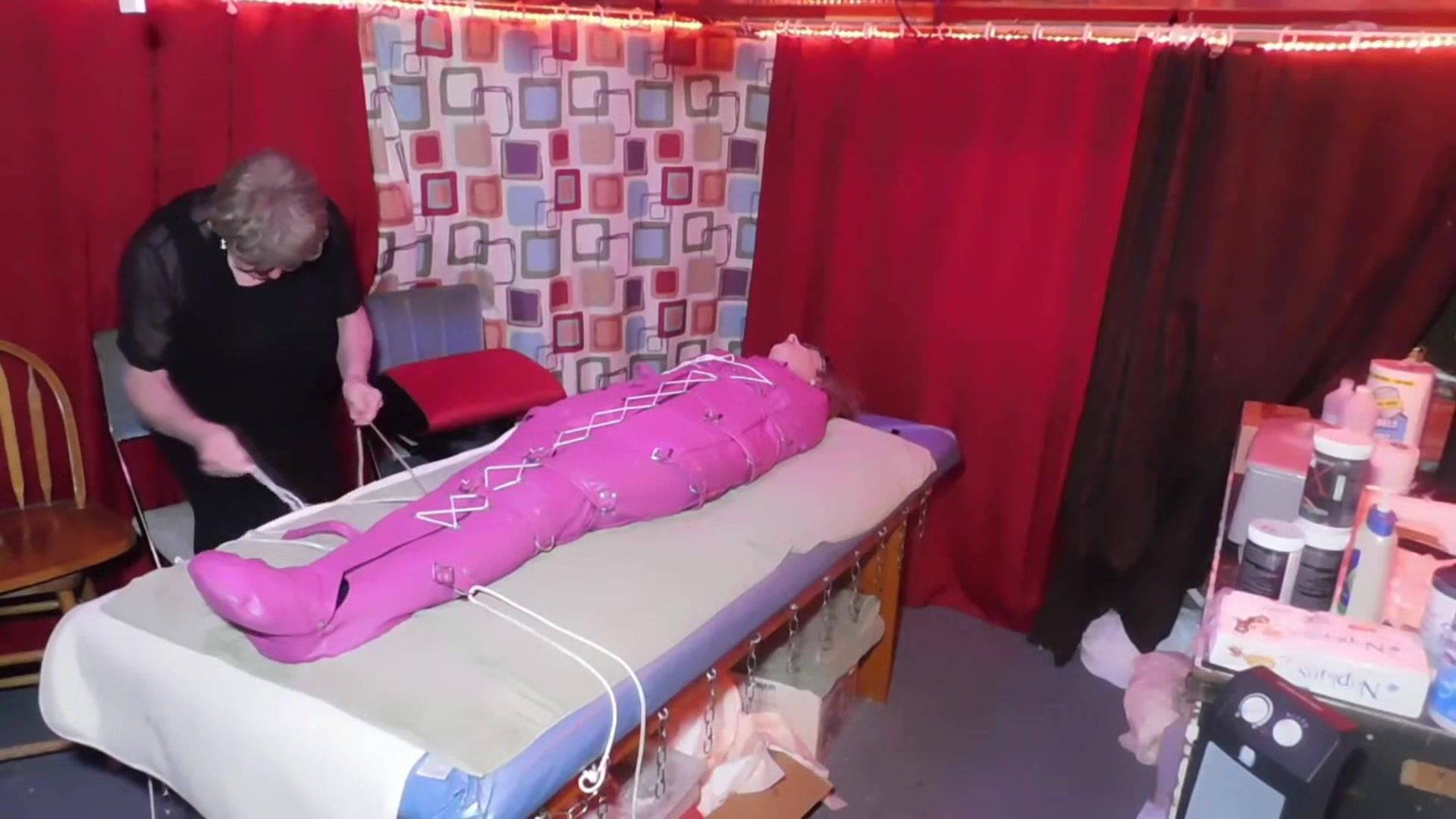 Pornorama 2020 Miss Jill Puts Avaya In A Sleep Sack Pigtails