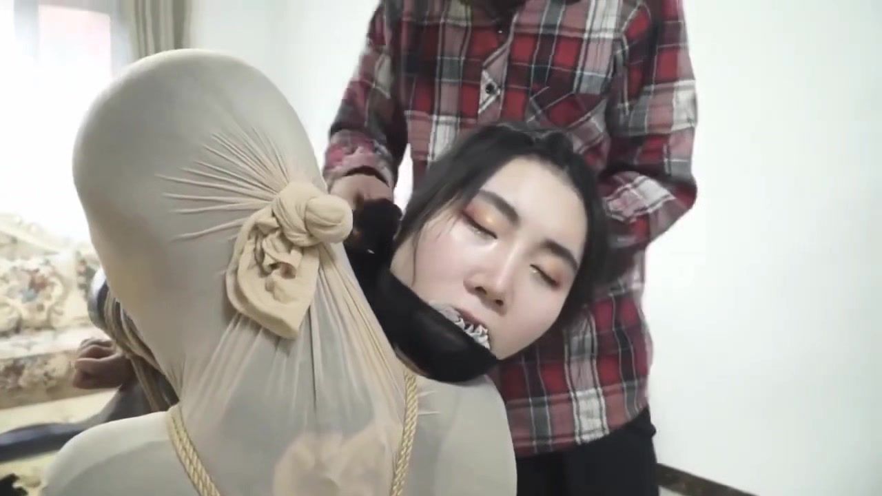 Best Blowjobs Chinese Robbery Part 2 Clit