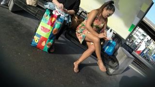 Cfnm Hottie Gets Her Tanned Legs And Feet Exposed In Public While Waiting For The Bus Mexican