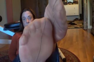 Free Teenage Porn Amateur Housewife Exposing Her Mature Feet In Her Sheer Nylon Stocking BazooCam