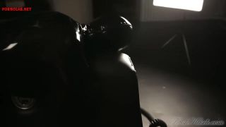 Celebrity Porn Gasmask Breathplay For Two Bj