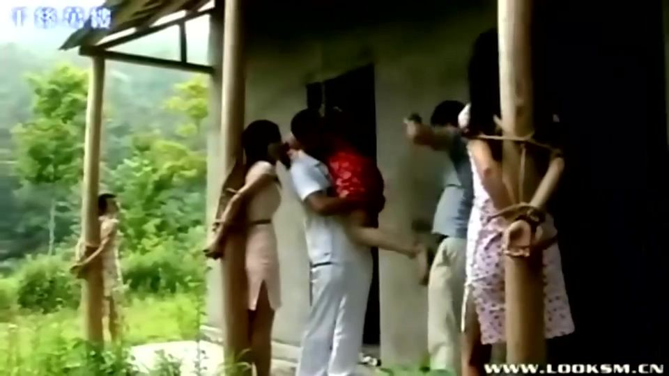 Fellatio Outdoor Bondage Photoshoot Of Chinese Girls - P2 TheFappening