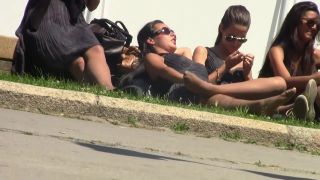 Smoking Five Gorgeous Brunette Hostesses Resting Their Candid Feet In Public Tetona