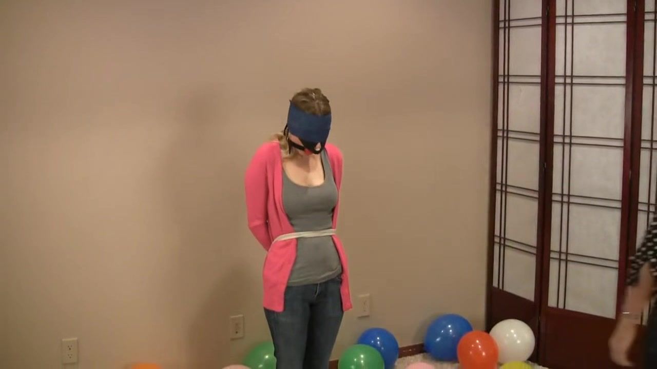 Pussy Fucking Blonde Getting Blindfolded And Gagged Amature Sex Tapes
