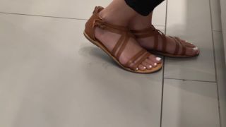 Price Nerdy Asian Worker At The Jewelry Store Gets Her Hot Feet In Sandals Filmed Fingering