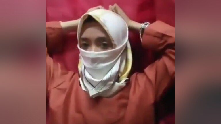 FreeOnes Mask Hijab Soapy Massage