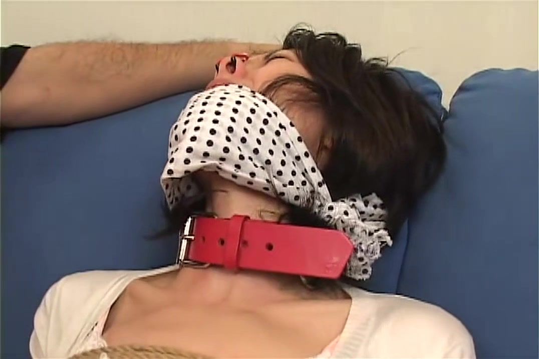 JiggleGifs Gagged Japanese Milf Body Massage