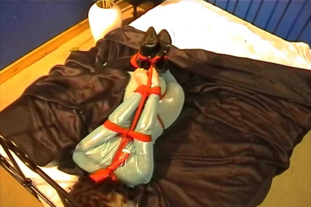 PlayVid Lycria, Catsuit And Hogtie Barely 18 Porn