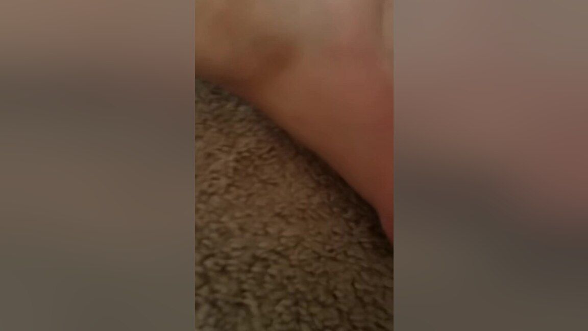 Hardon Looking At My Sexy Wifes Amazing Feet And Cumming On Them Close Up Cam Girl - 1