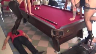 Gordinha Trampling Mat For The Ladies At Pool Billiards! Nylons