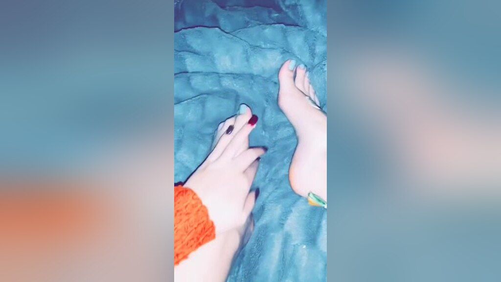 Dom Blonde Doll Spreading Cream All Over Her Sexy Amateur Teenage Feet And Toes Highschool