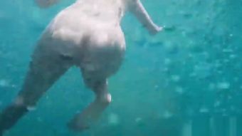 Bunduda Stunning teens in sexy bikinis fucked on a boat outdoor Pmv