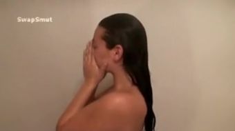 DuskPorna pleasing brunette hair pounded in the shower Casado