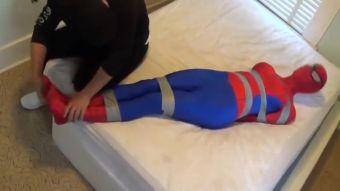 Free Hard Core Porn Spidergirl, Tommy Tricks The Sitter -...