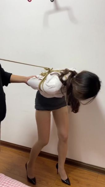 Sexy Girl Chinese Bondage Punished