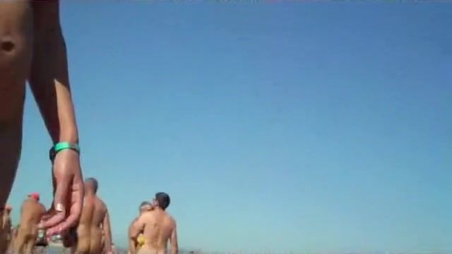 Hardcore Porn cap dagde beach voyeur 3 swingers sex beach Weird - 2